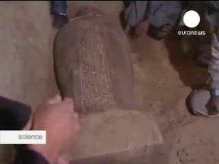 Archaeologists unearth new Egyptian mummies